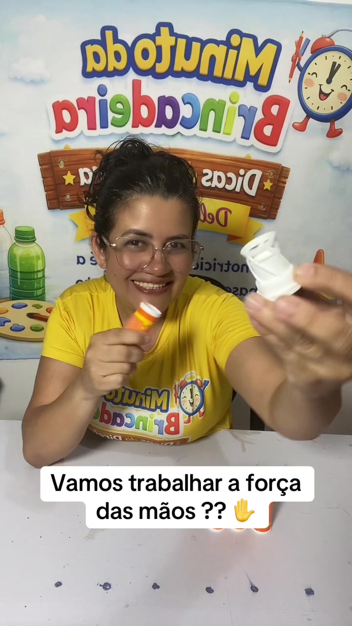 @Diretora Delle de Karem