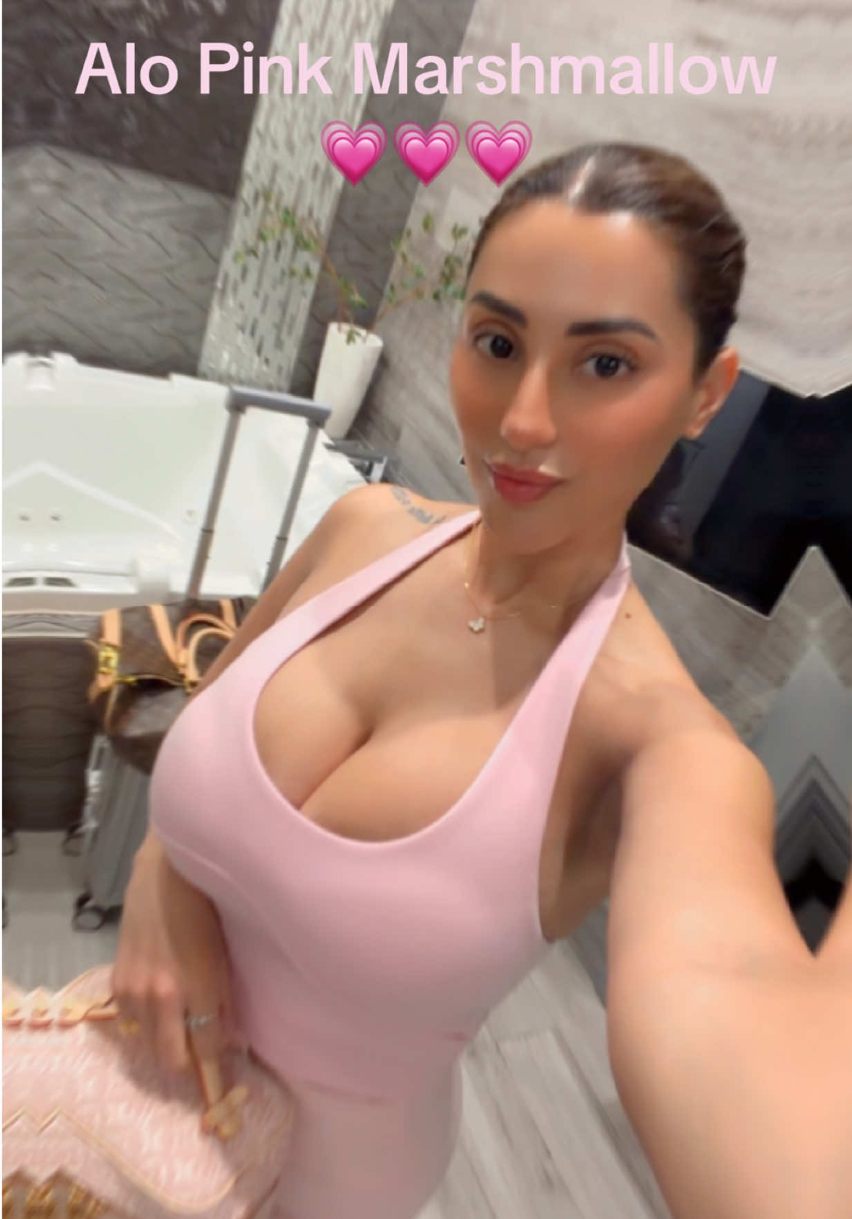 @pamellachanel1