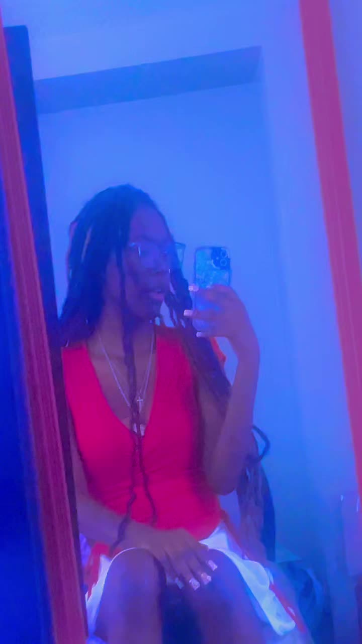 @breashiana