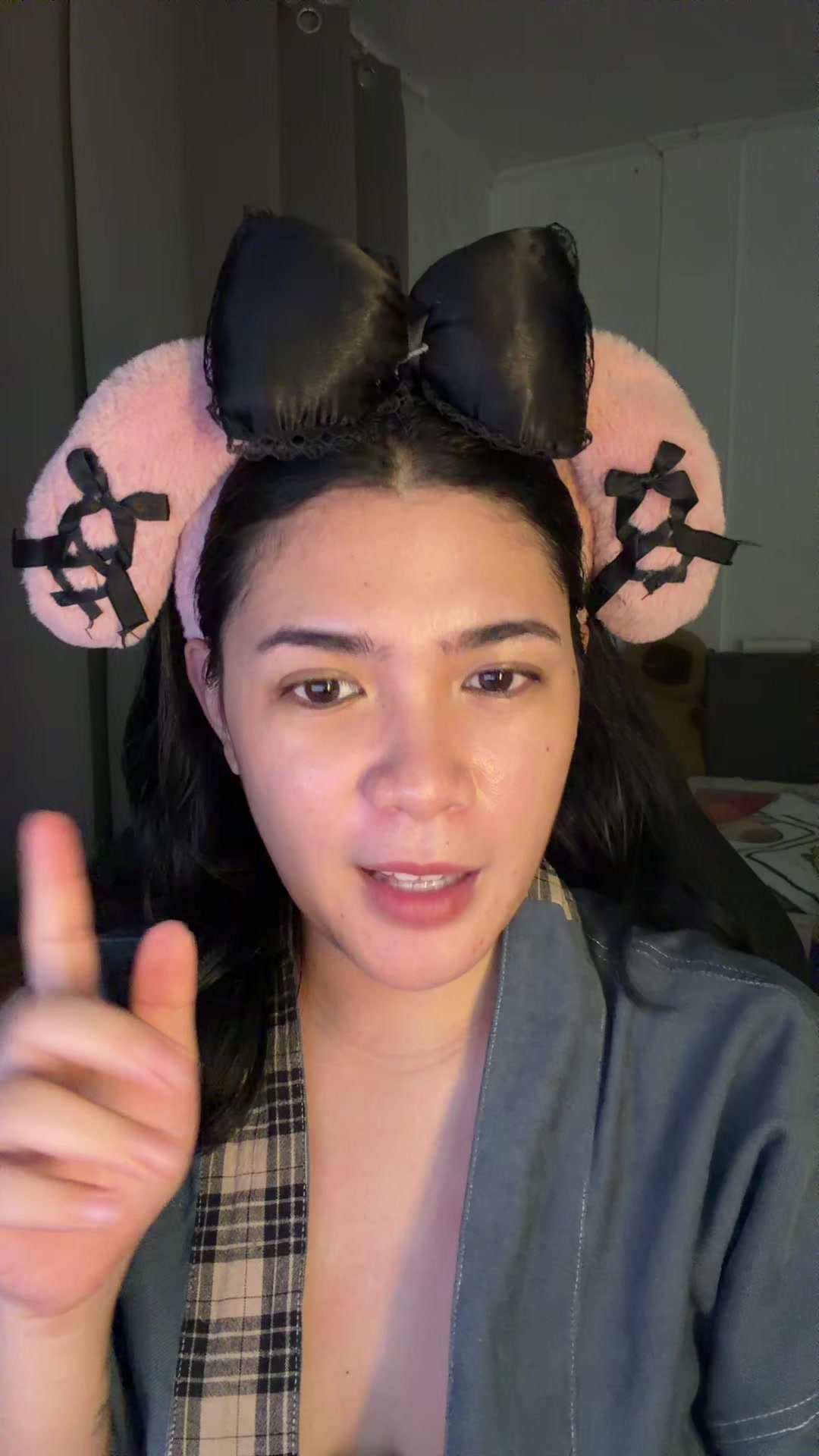@amorachristine