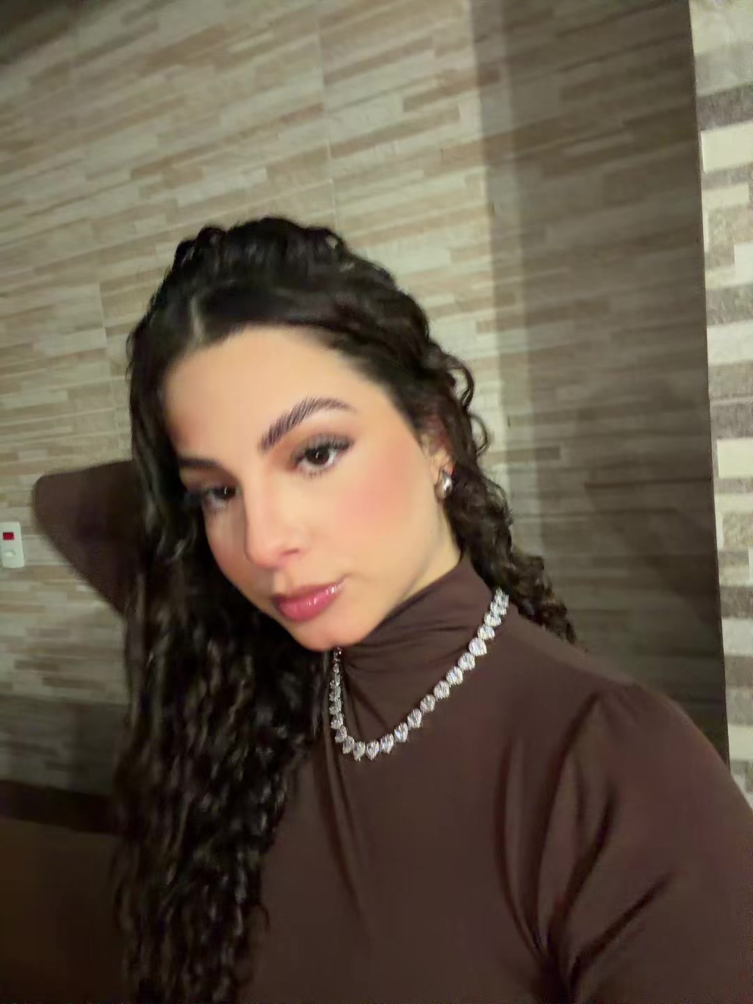 @Julya