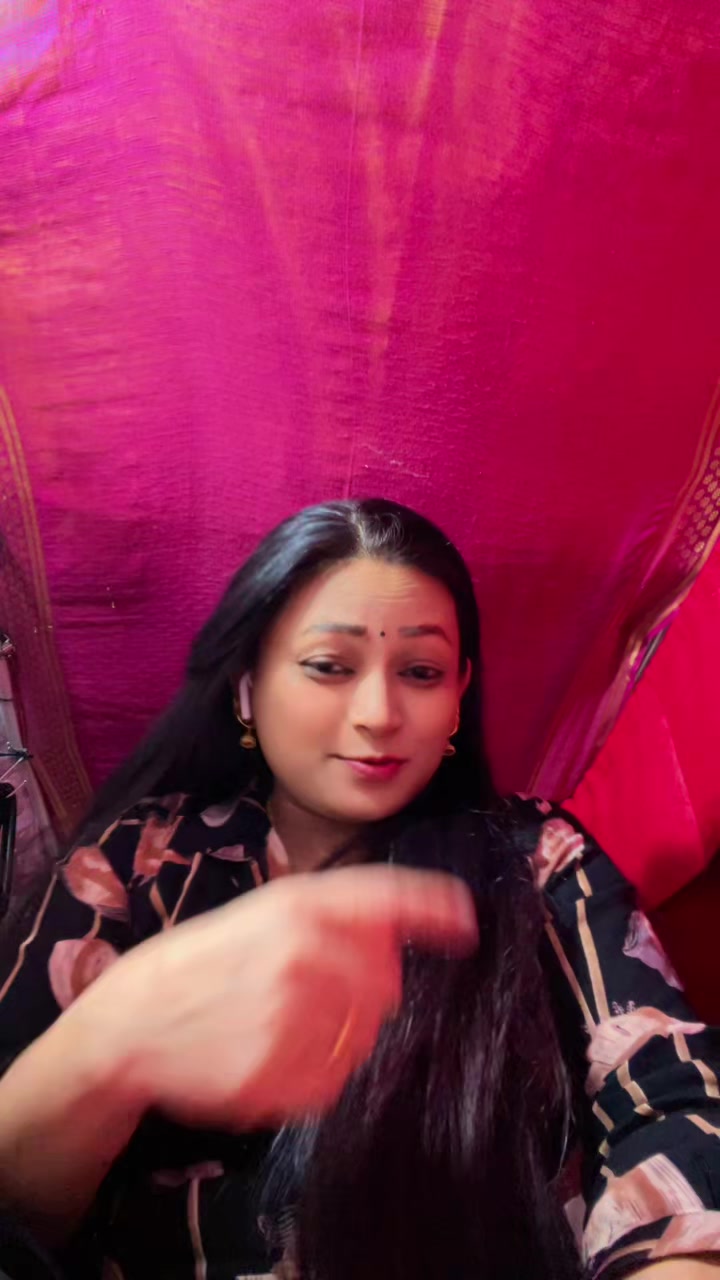 @Laxmi  गोर्खालि 🙏🙏🌷🌷