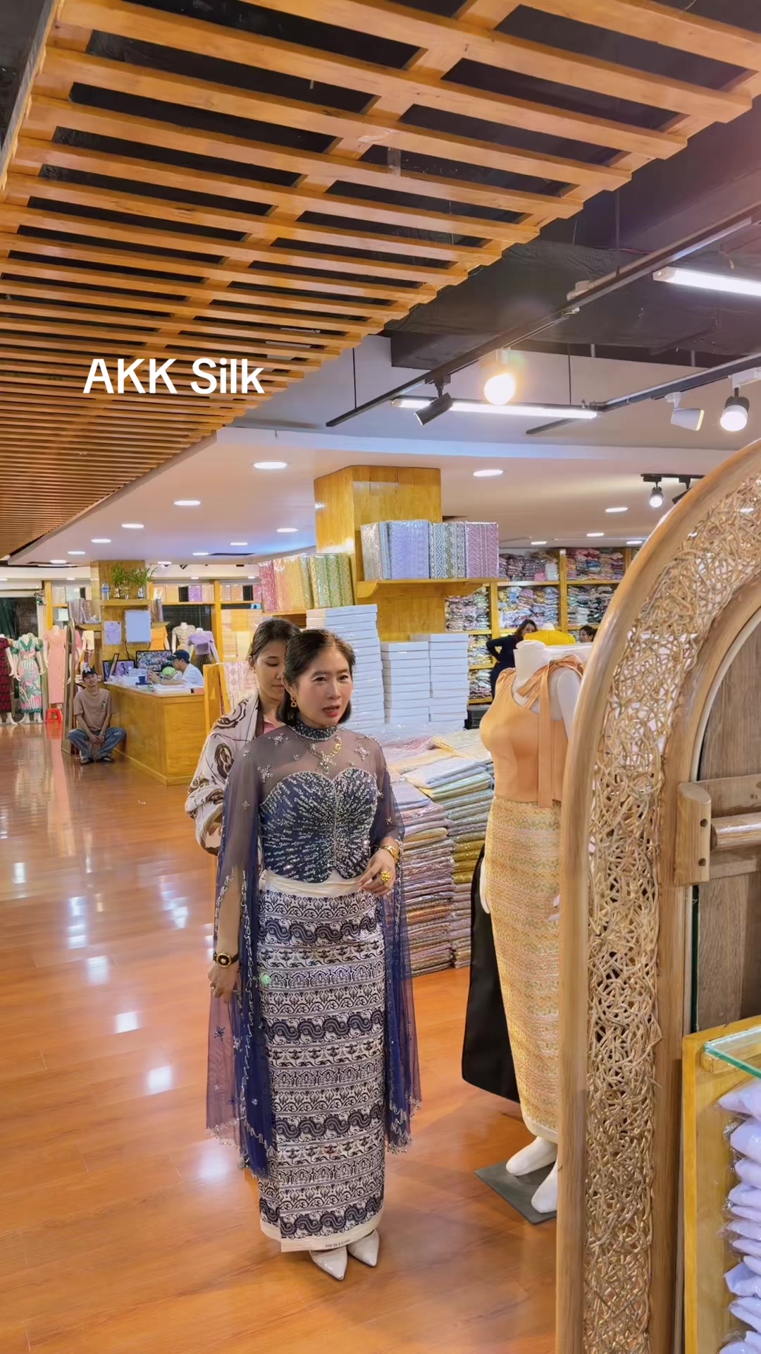 @Akk Silk (official account)