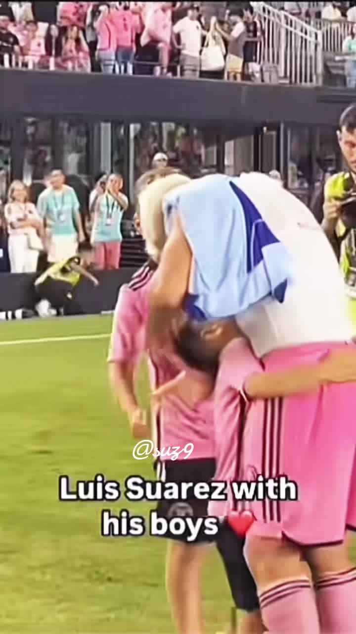 @Suarez family 🇺🇾✨
