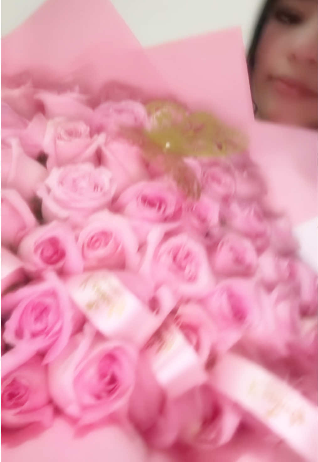@𝓋𝒾𝒶𝓃𝑒𝓎