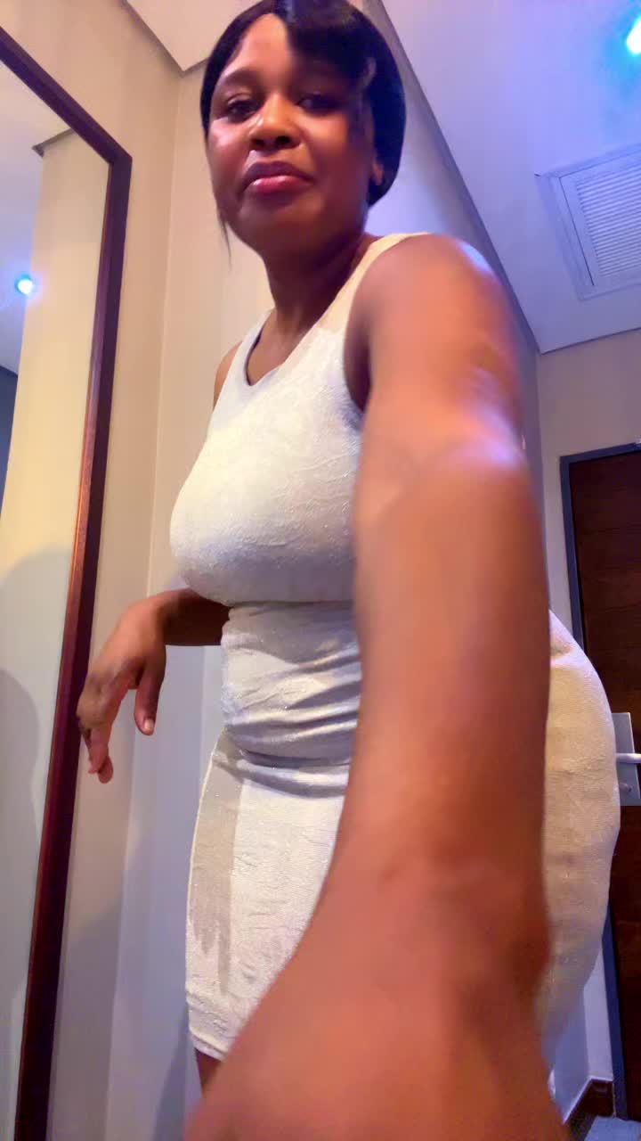 @rachelg