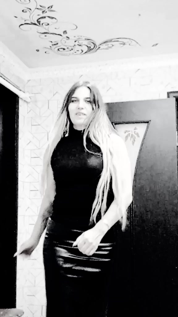 @lora777