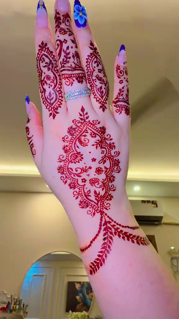 @Cute pathani