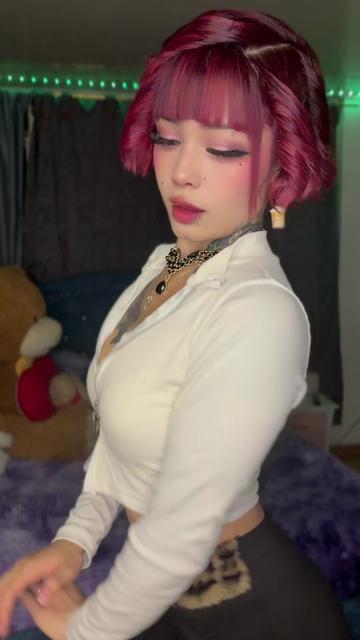@Cute_loree