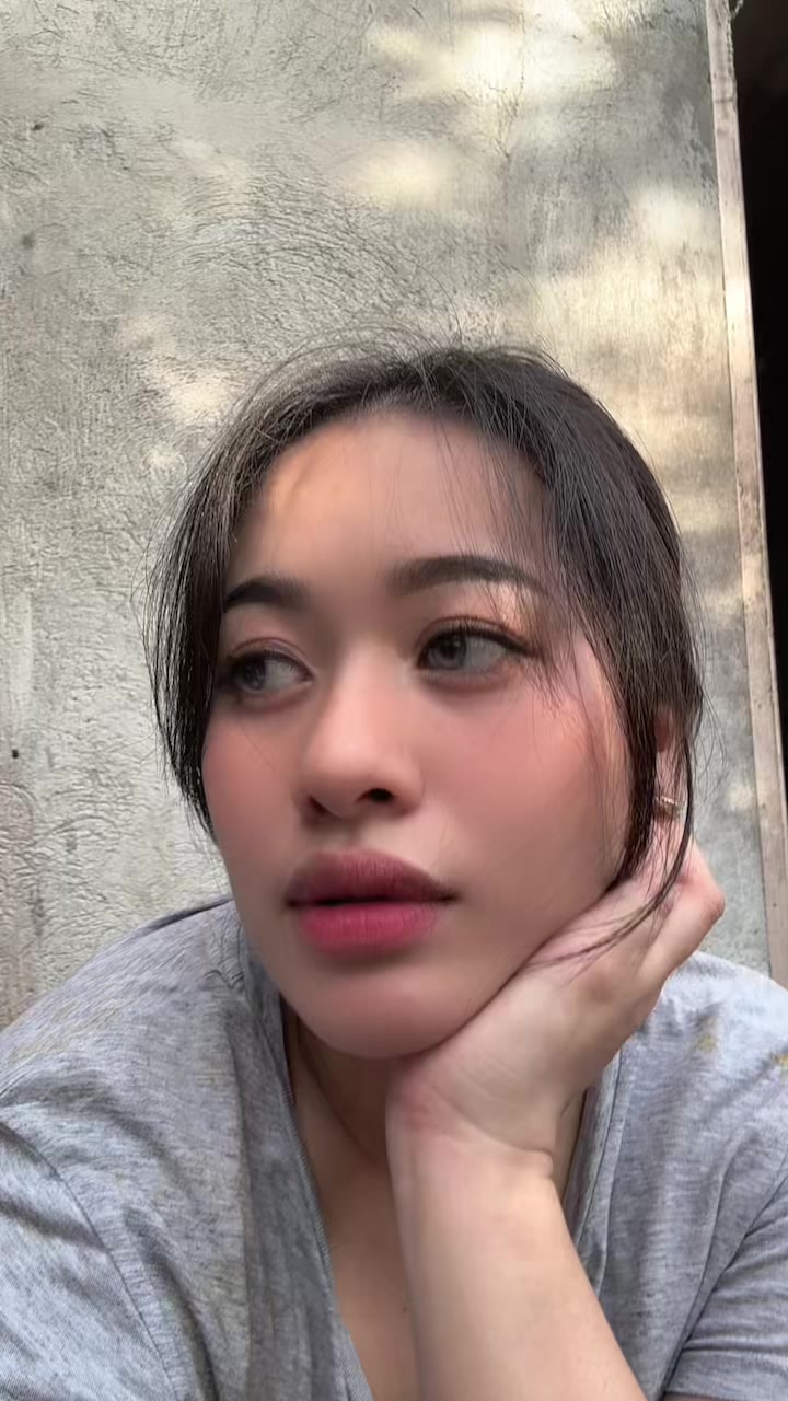 @Kays04