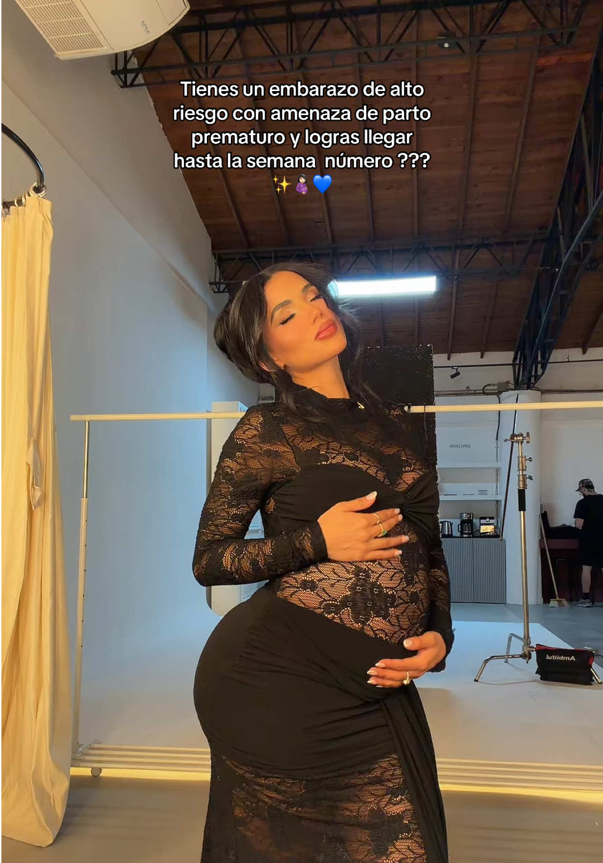 @Karina García