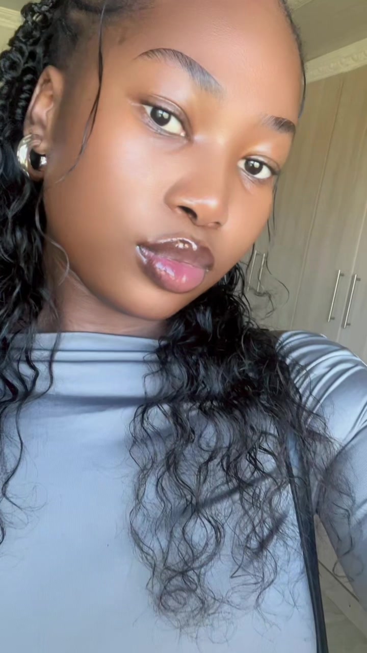 @Que’s Quality Hair Collection