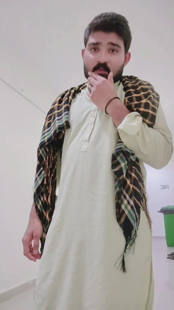 @Nafees23/10R