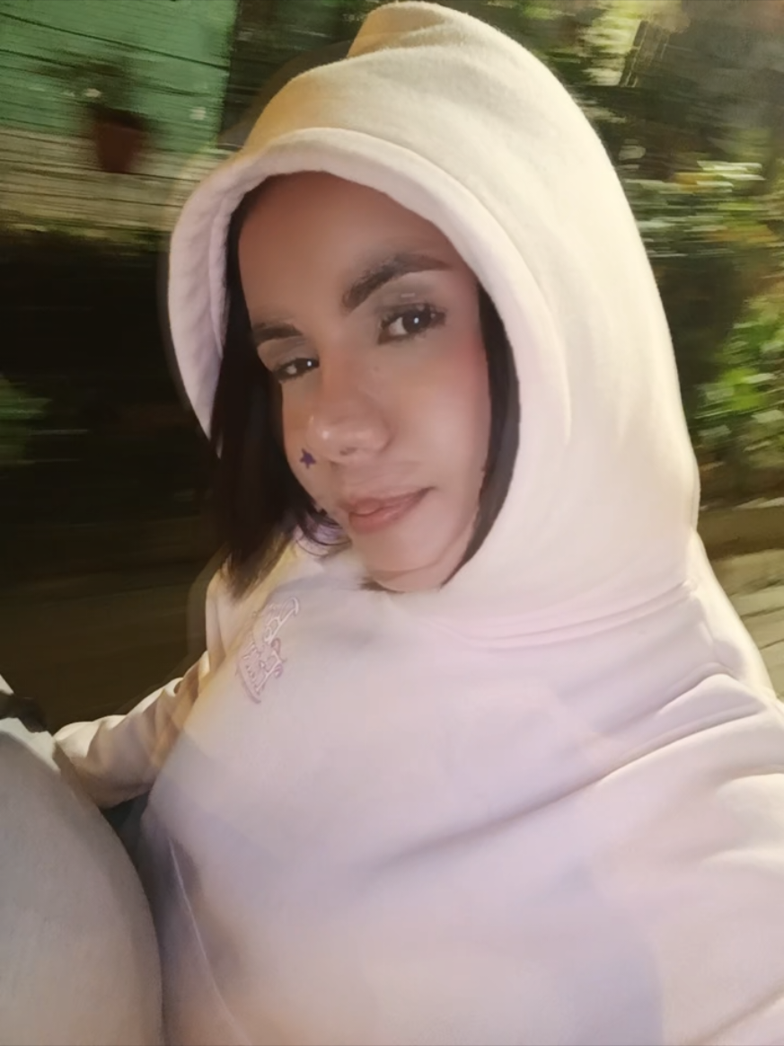 @Lind🍯