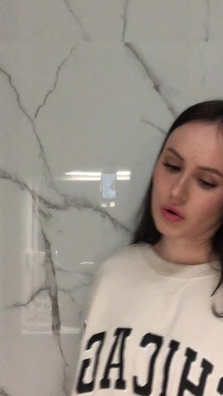 @janesmi