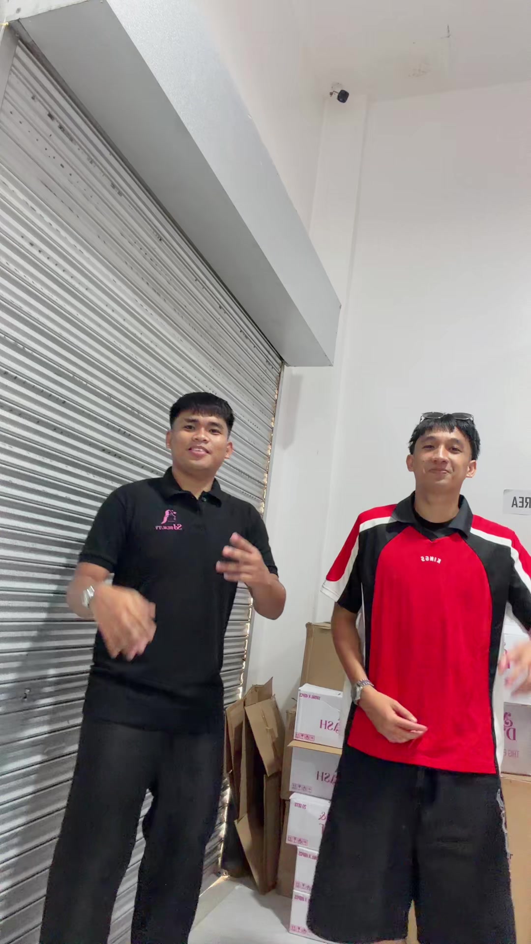 @paulvlogs_