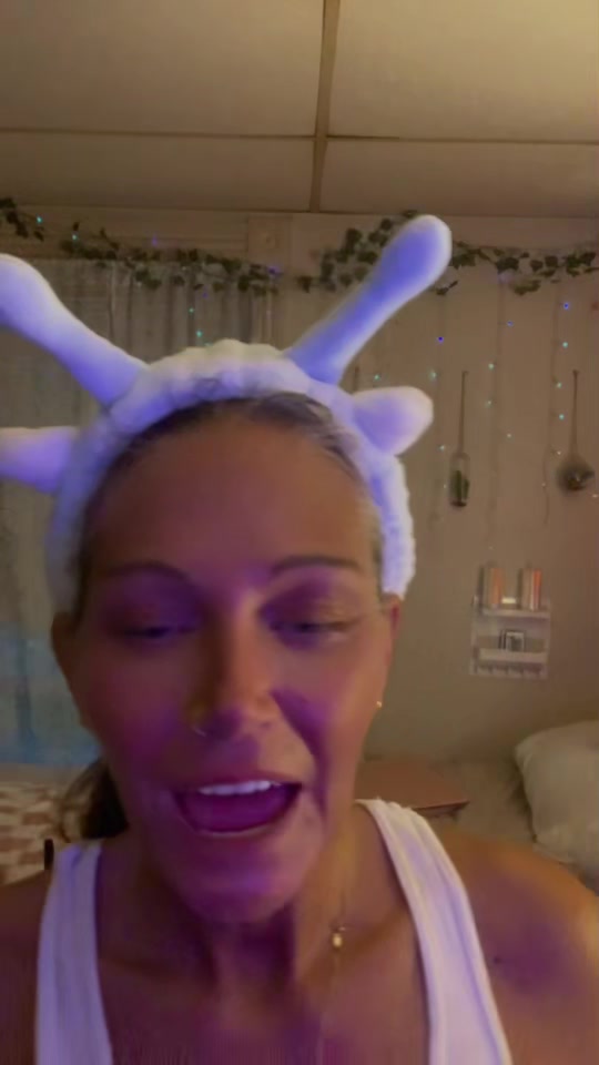 @Clickclackchiclets