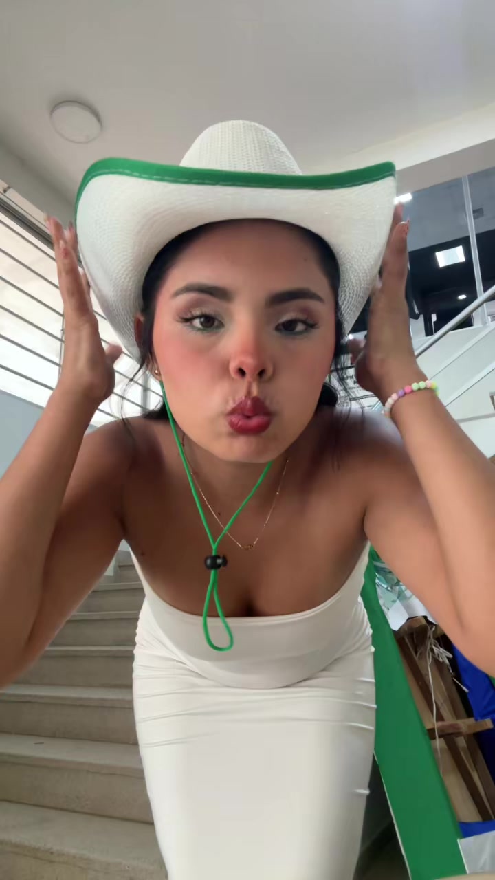 @𝐋𝐢𝐳