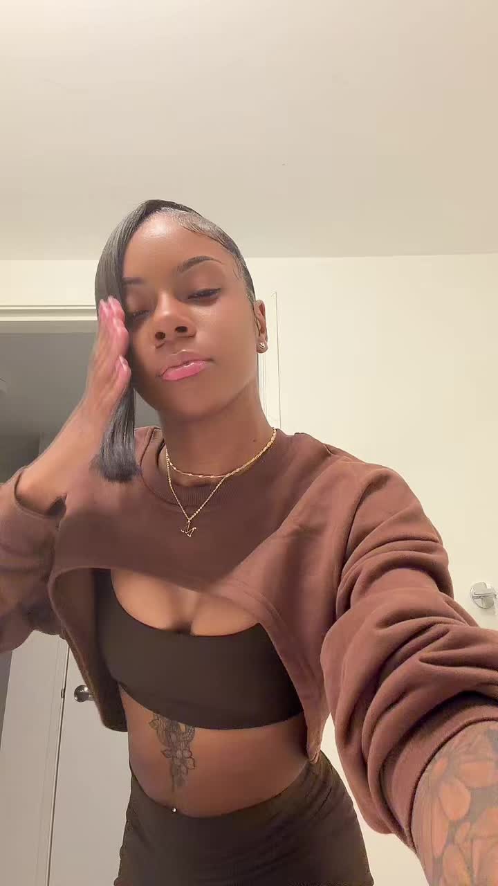 @malayahnicoleeee