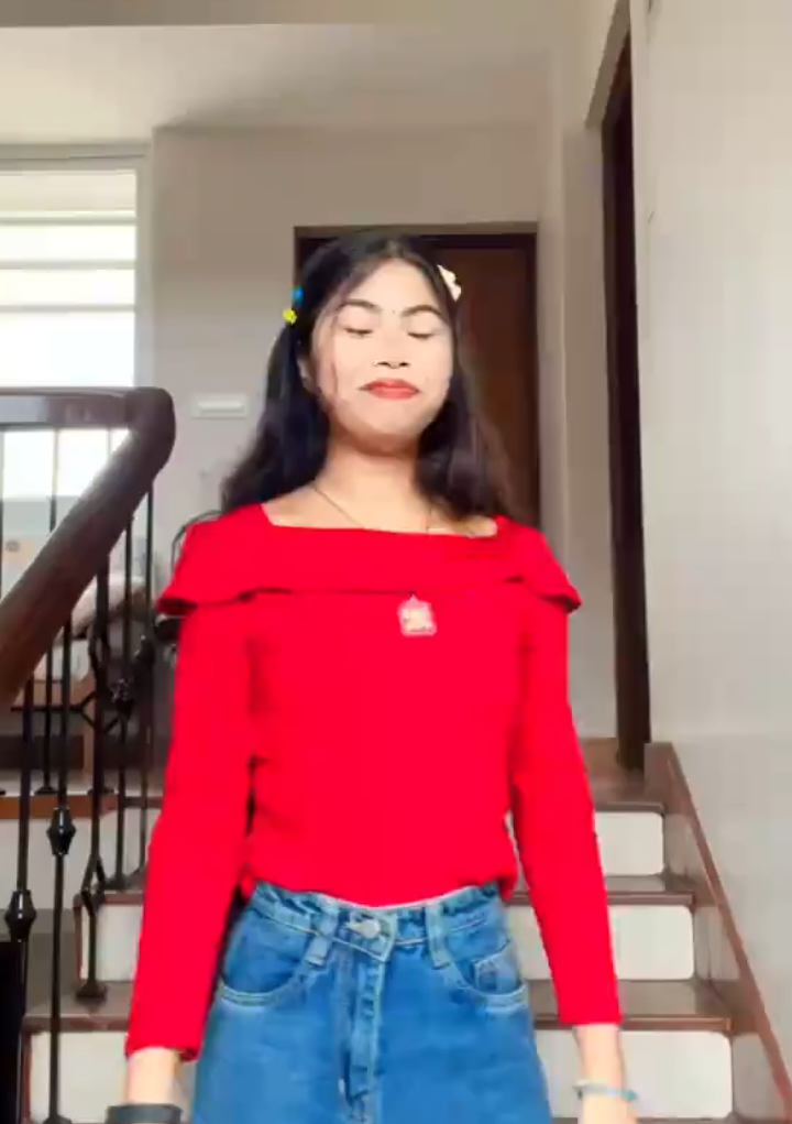@Radha💦✨