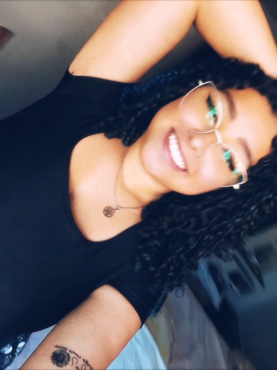 @Laylay