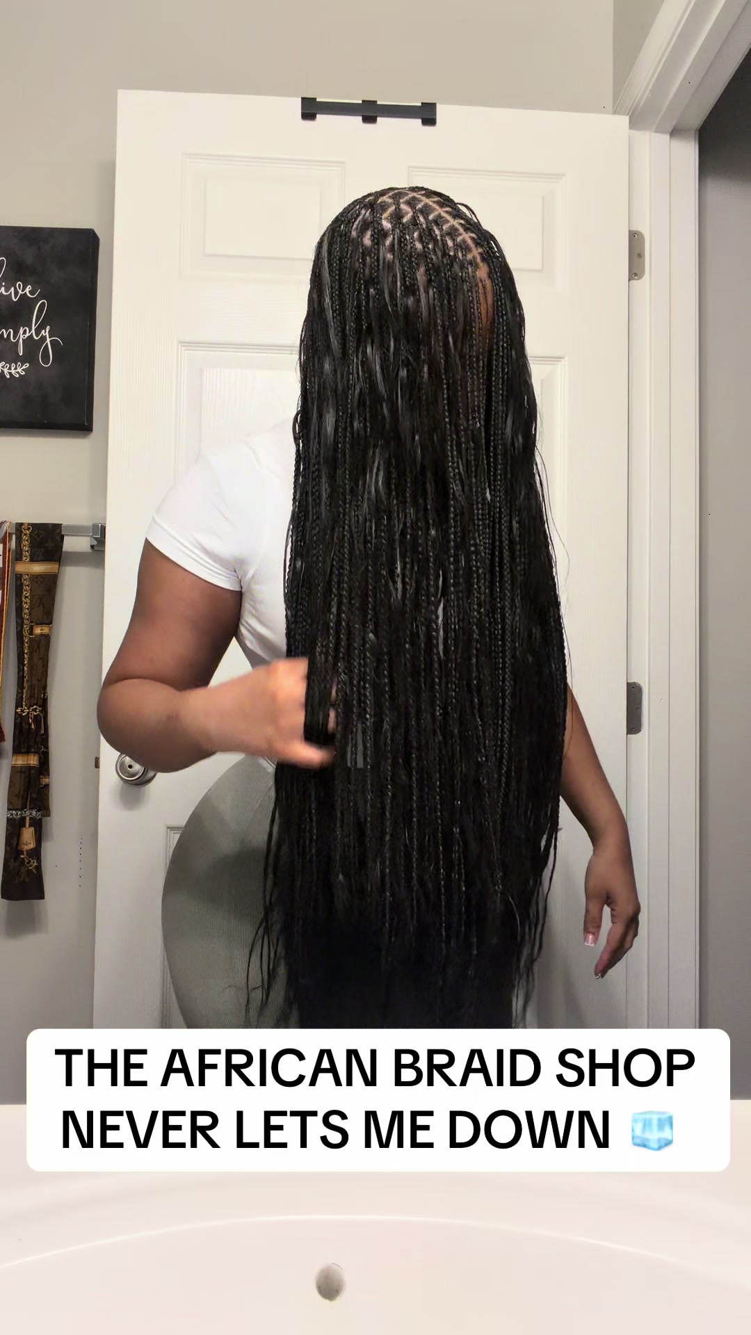 @ijohnsonbeee