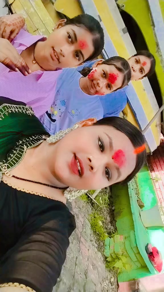 @😘Ruhi kushwaha 😘