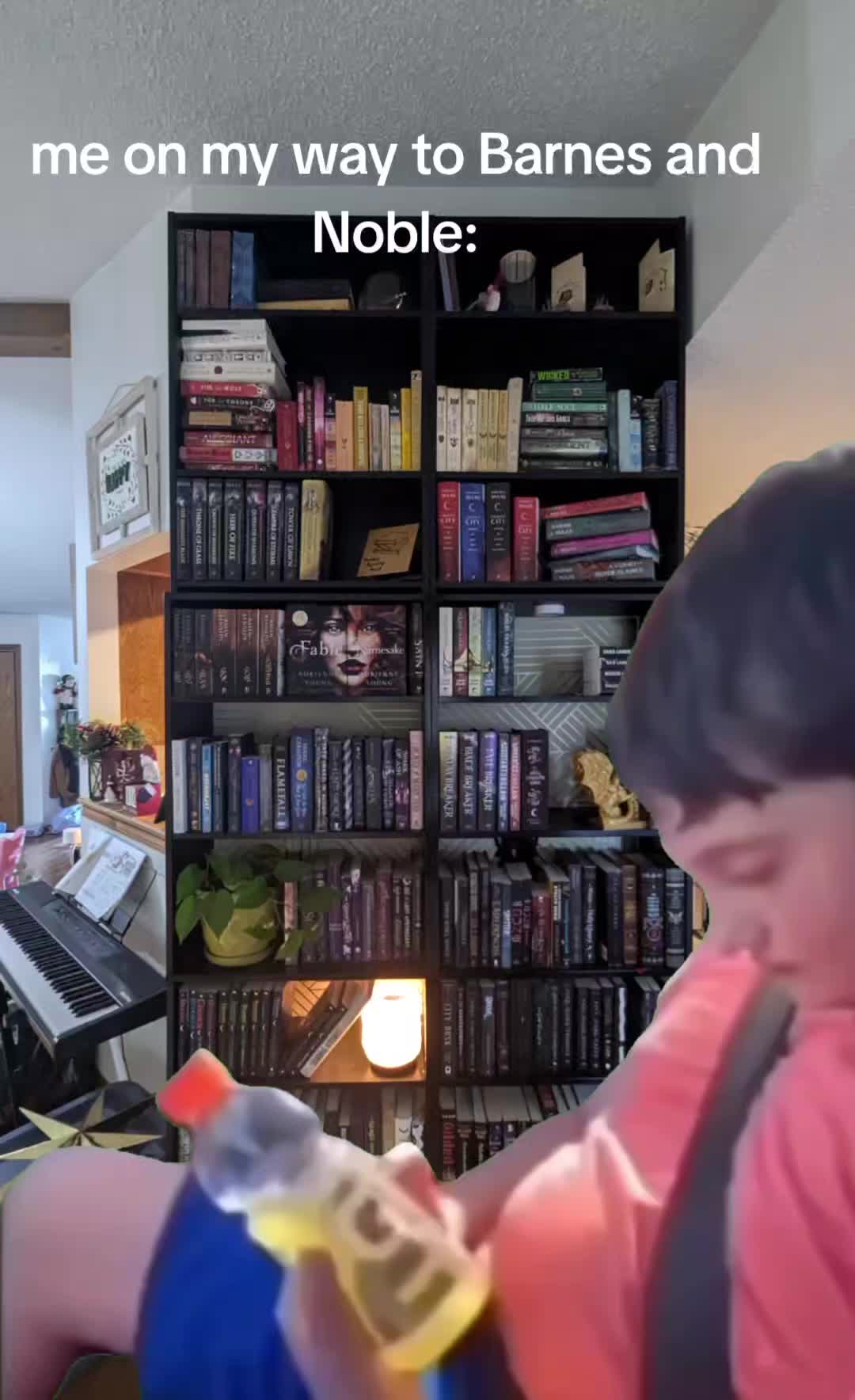 @LoKnowsSpice 📚🌶️✨