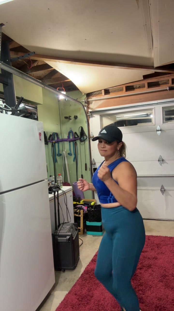 @Carmelita_Moreno _Castro