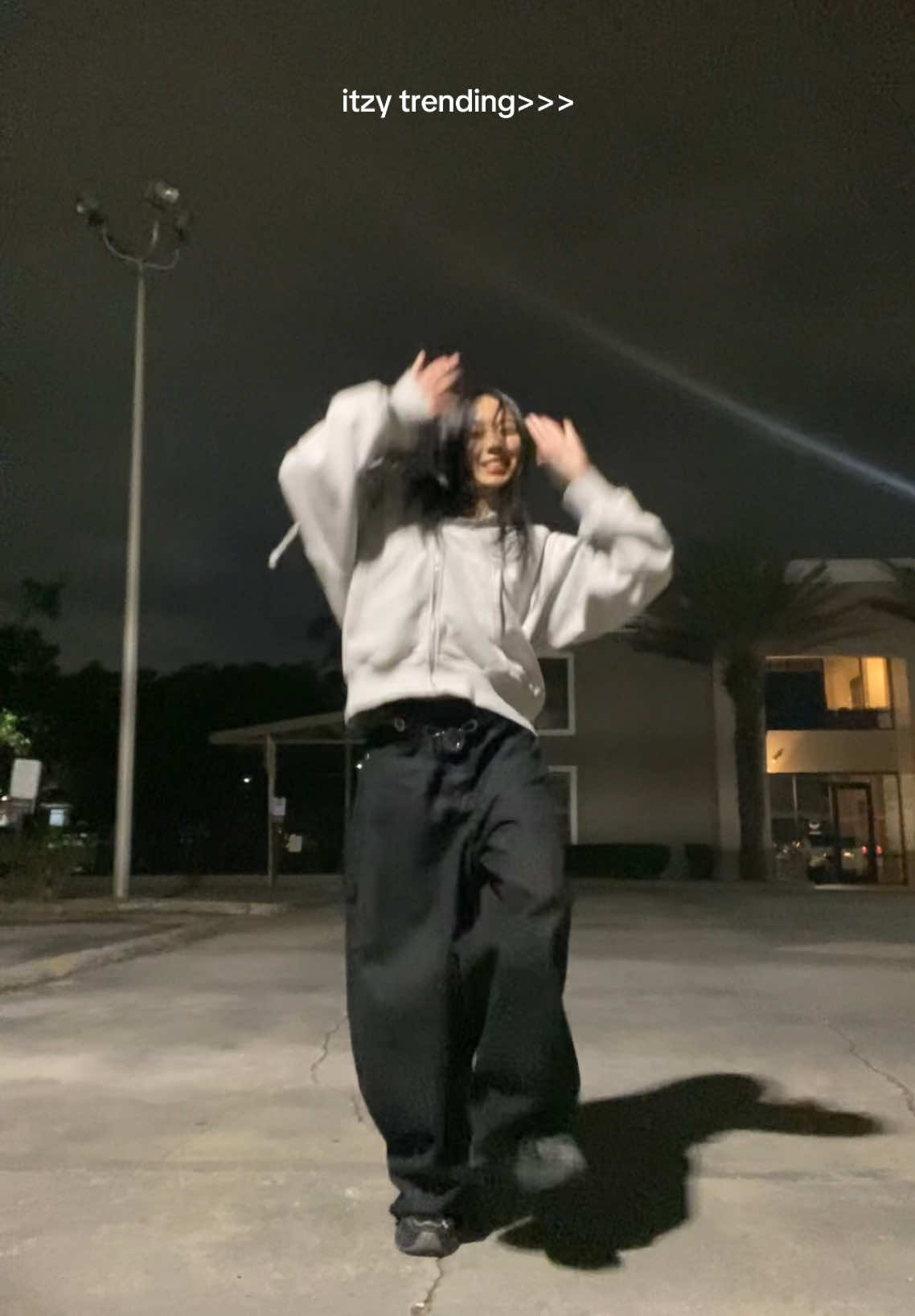 @hxneyjinx