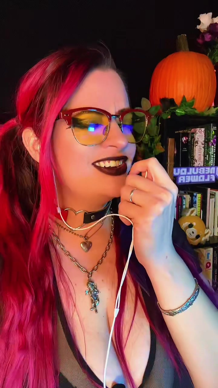 @Nebby 🖤🐉