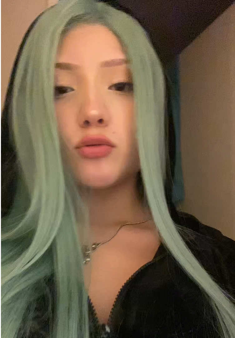 @๐ฏ๐๐๐๐๐๐๐ ๐ซ.