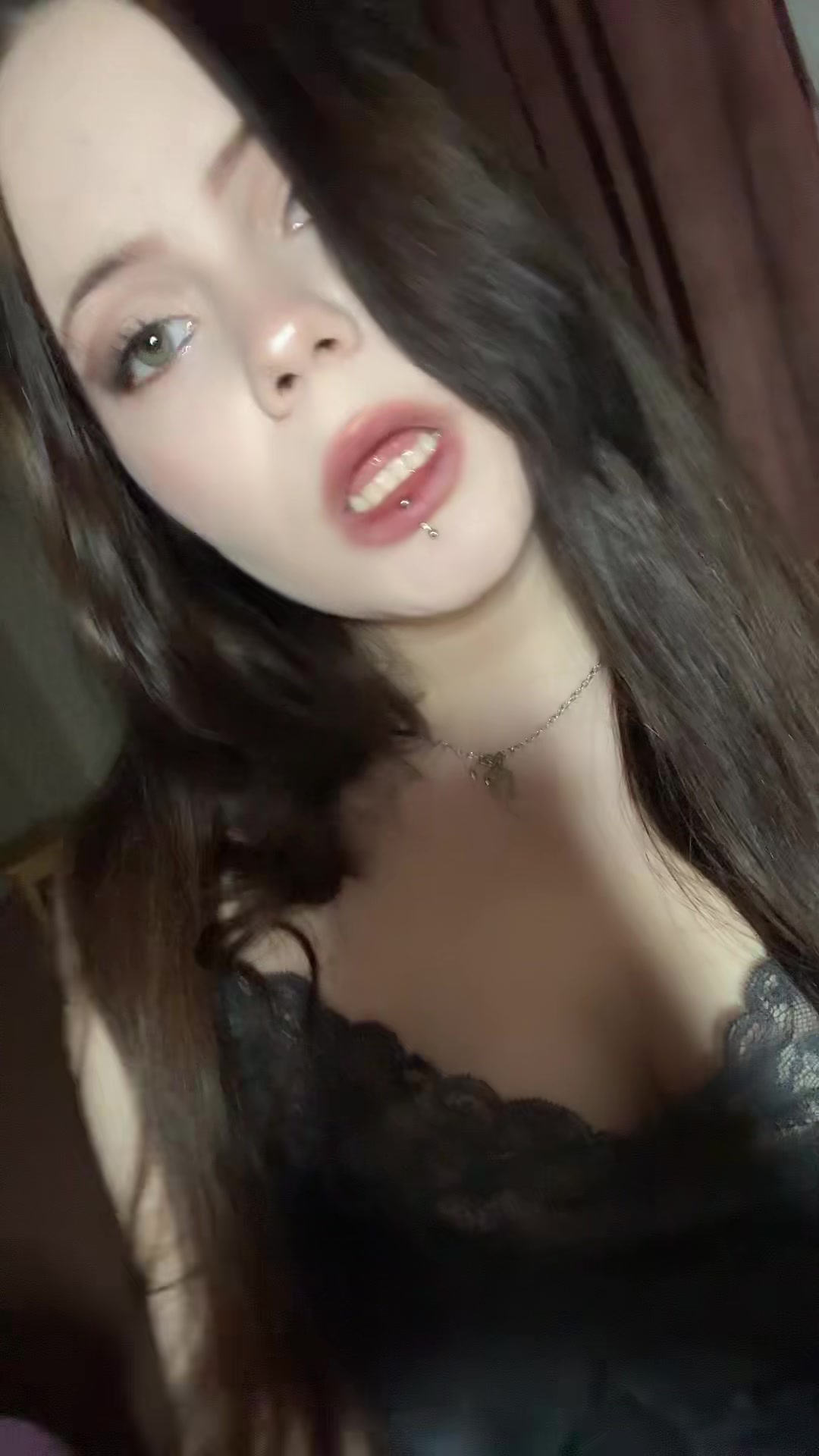 @sstrshknn