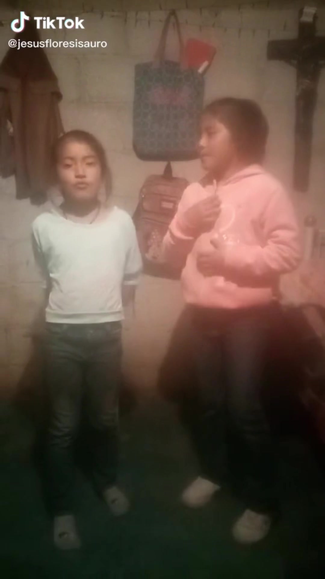 @Jes&uacute;s flores