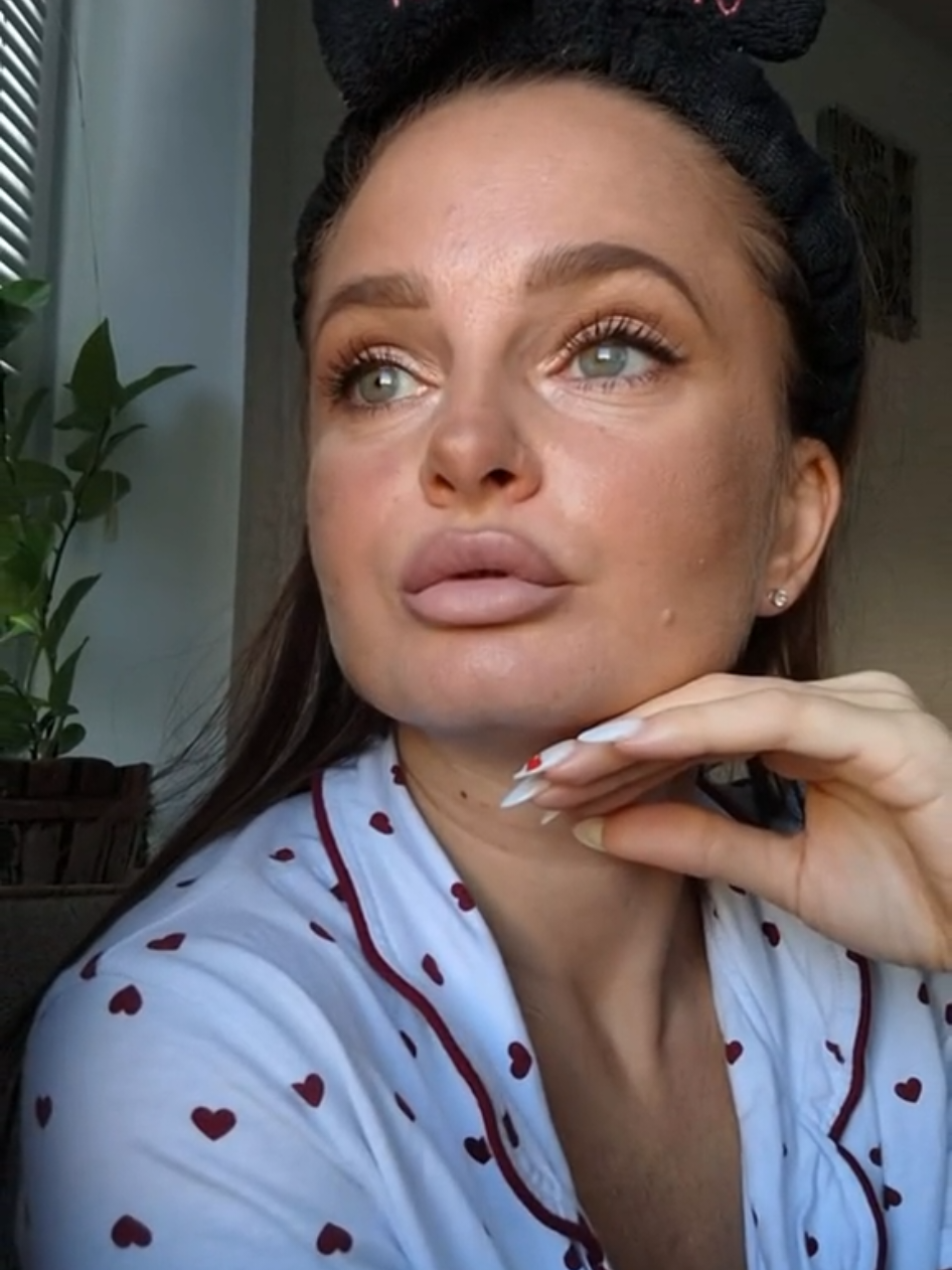 @Юлия