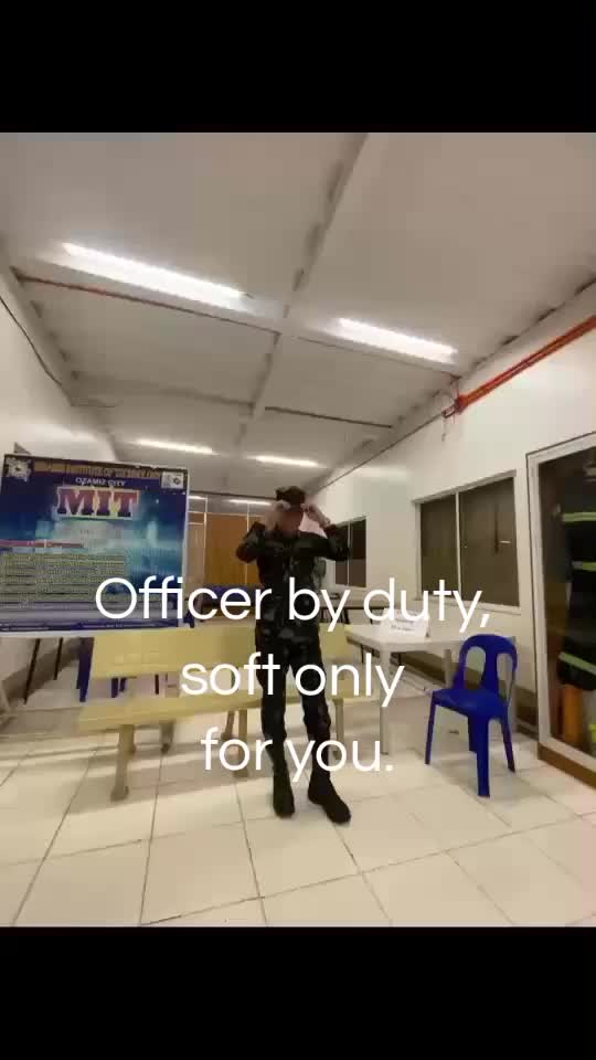 @J⚓