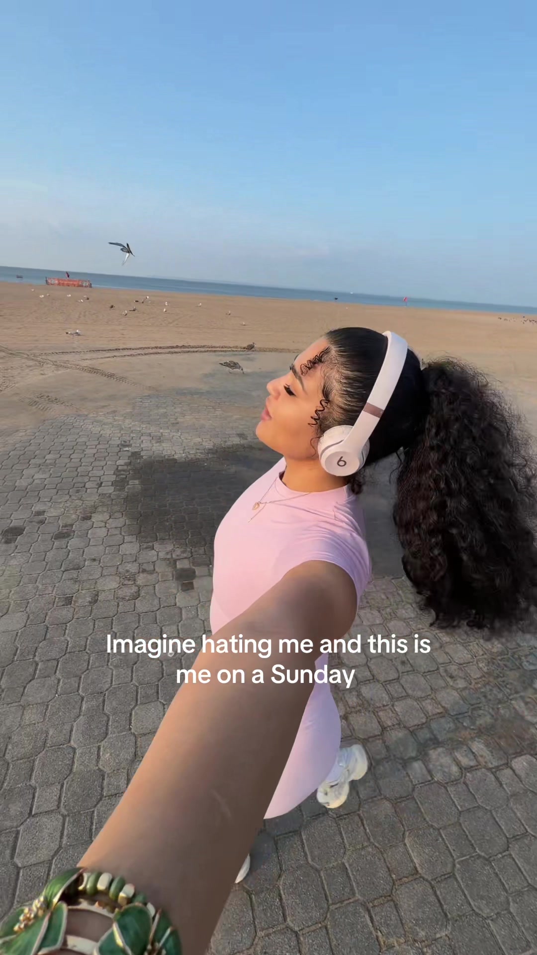 @Glo✨