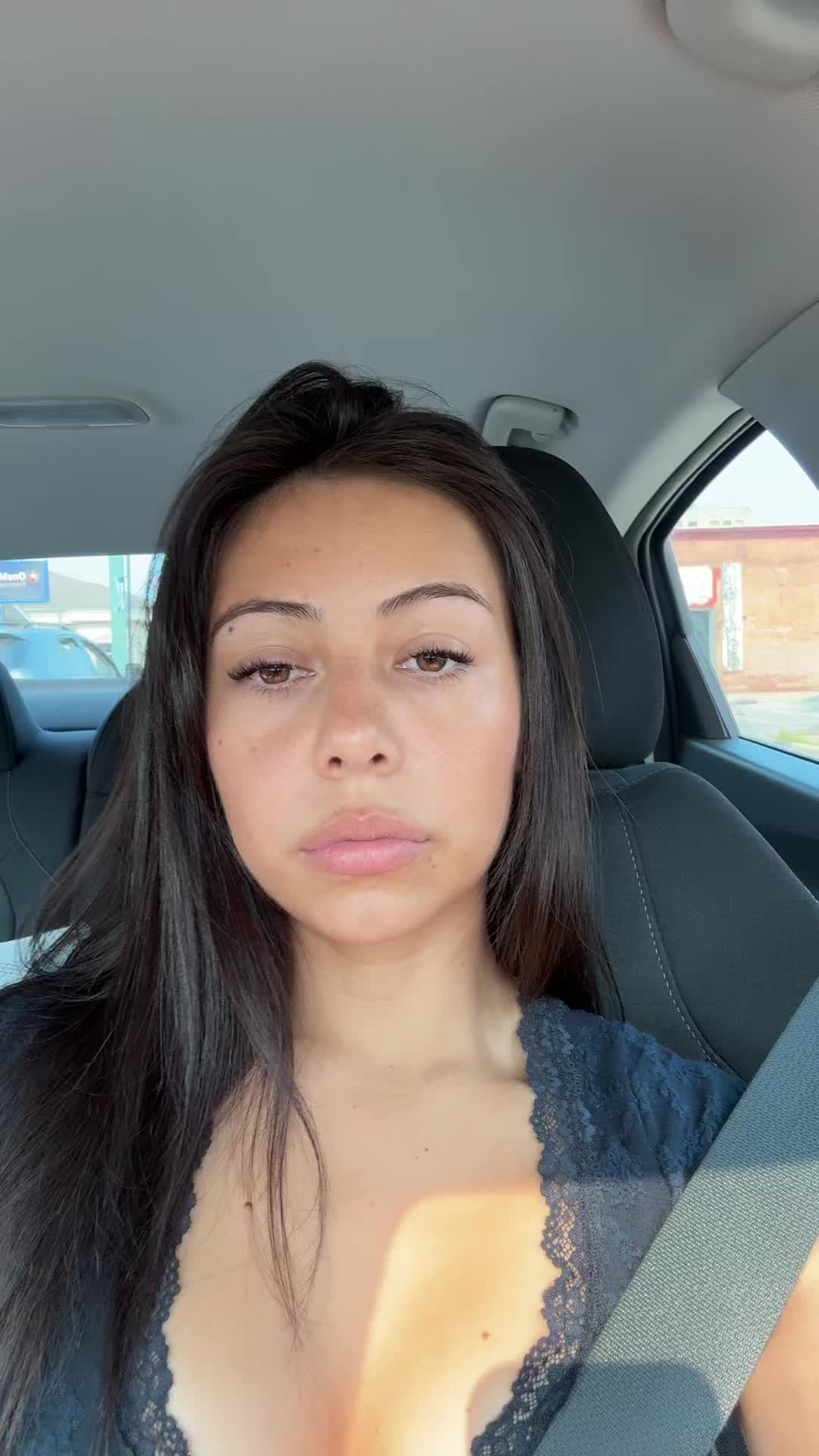 @⋆˚✿˖°