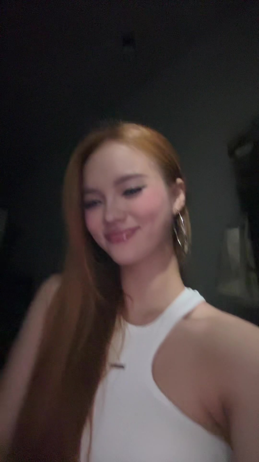 @gái việt gu tây