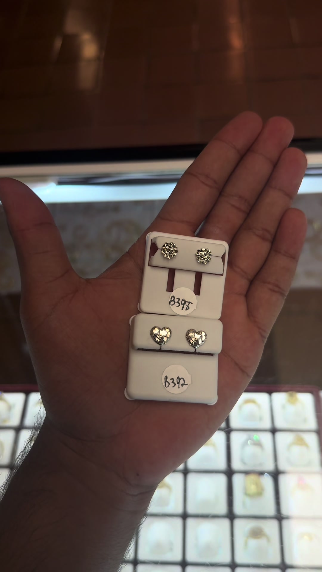 @AliJewelers
