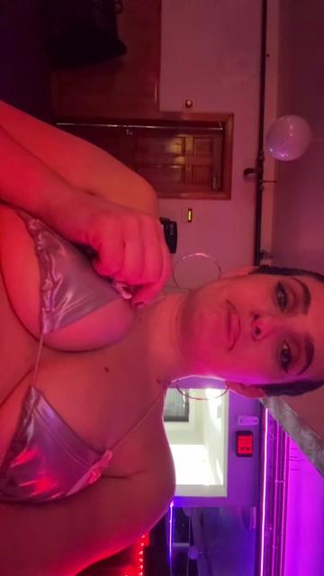 @Jewlez