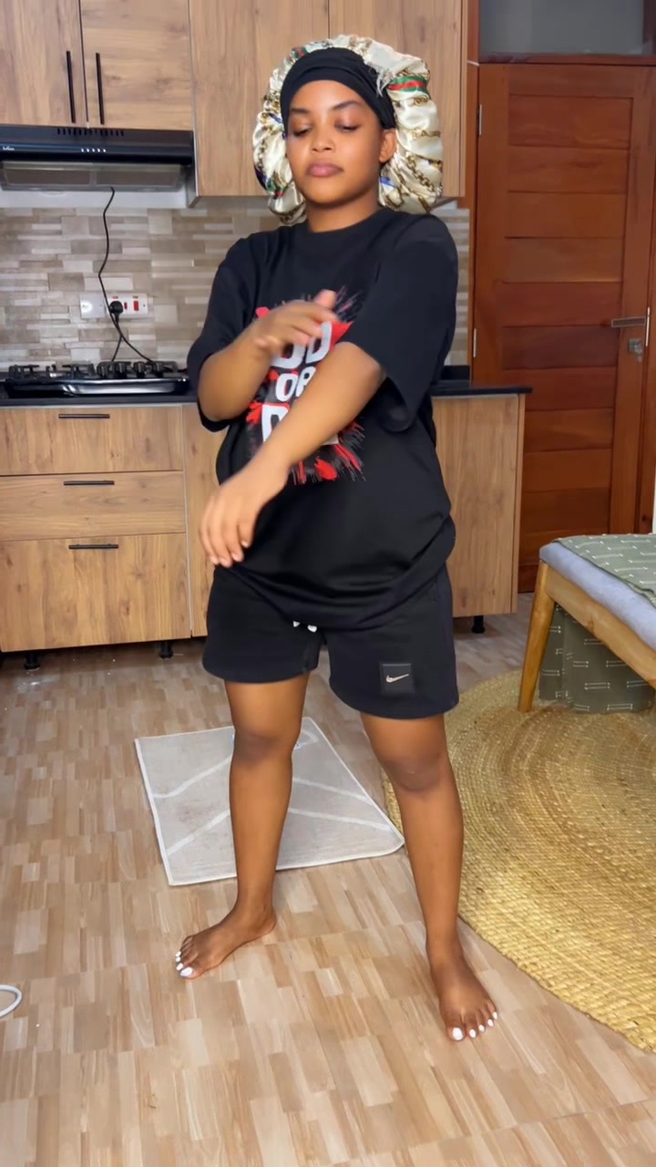 @Annu smiling girl🤩