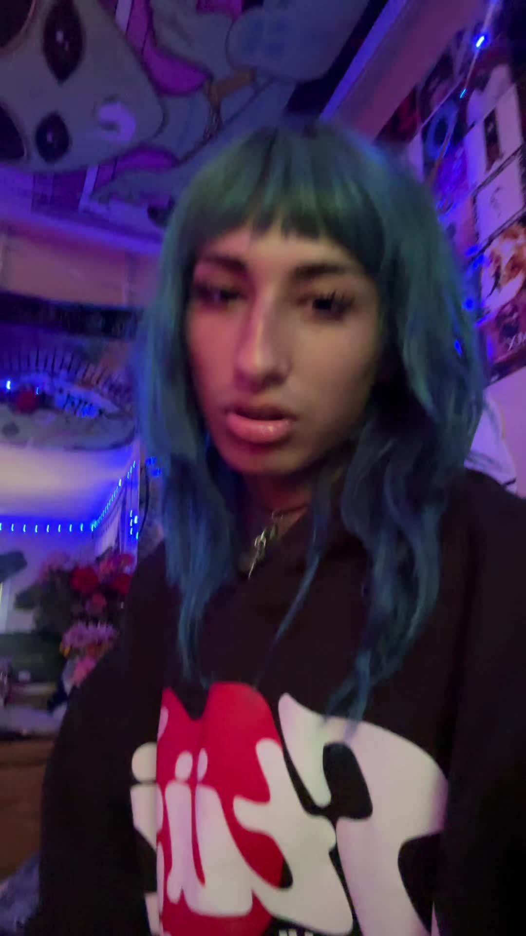 @≽ܫ≼