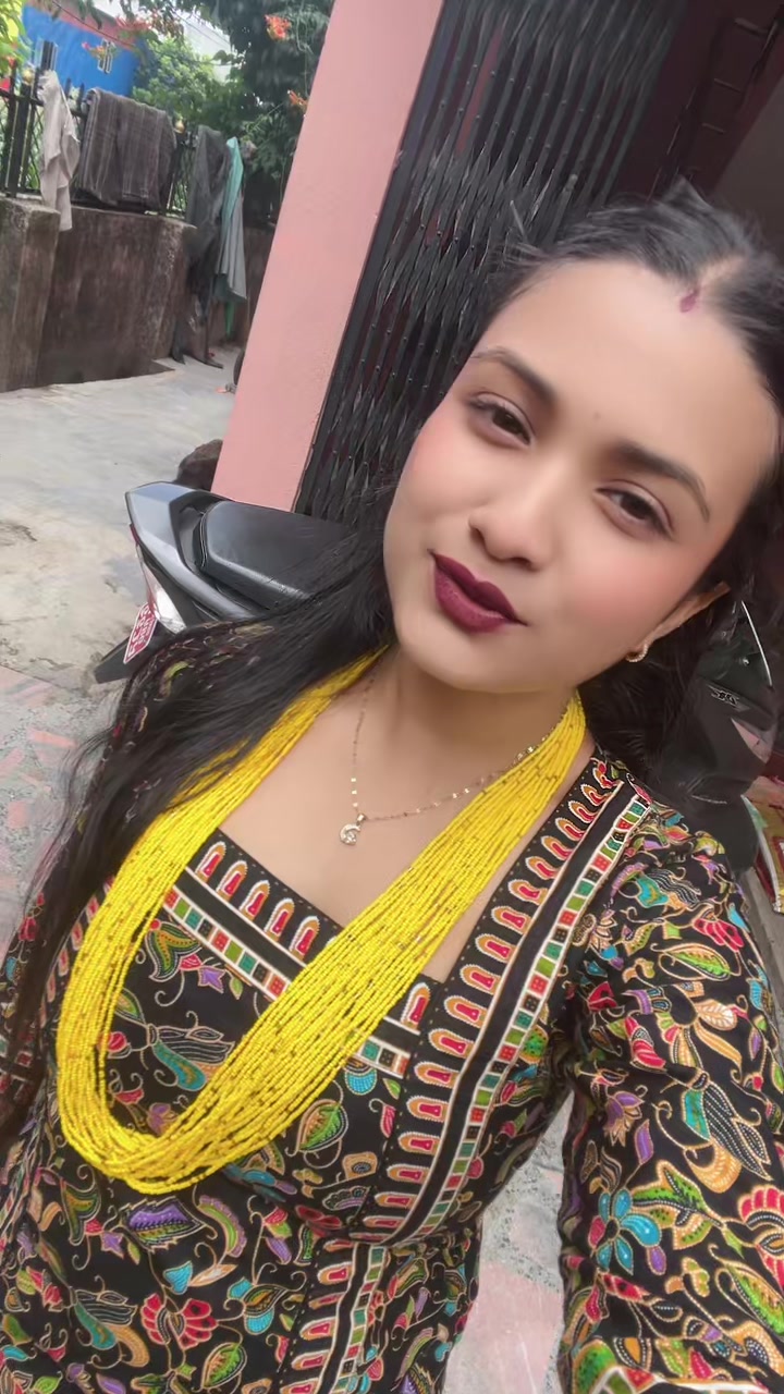 @Ayushu🤪