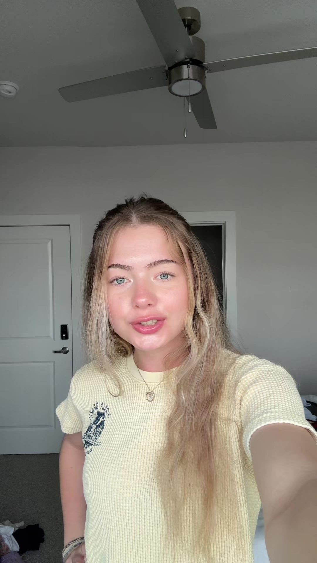 @<3
