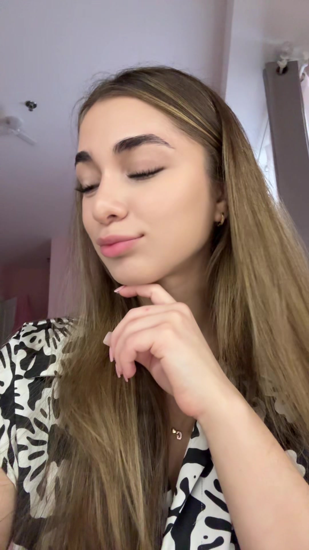 @G💋