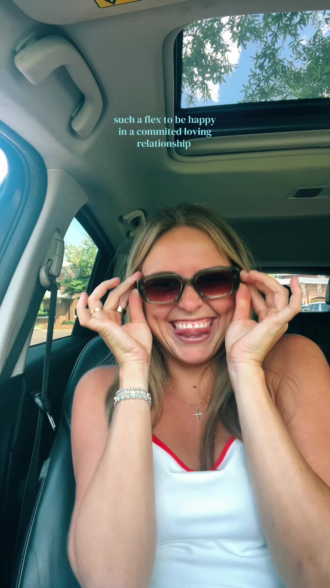 @sarahallynnn