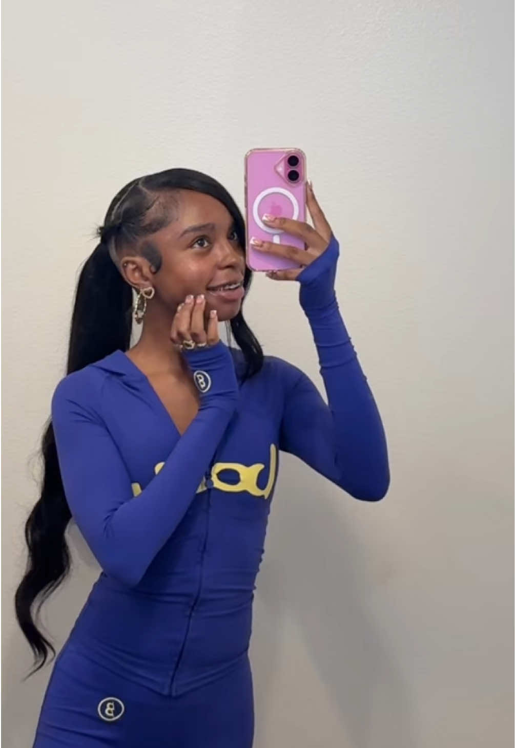 @ayiana