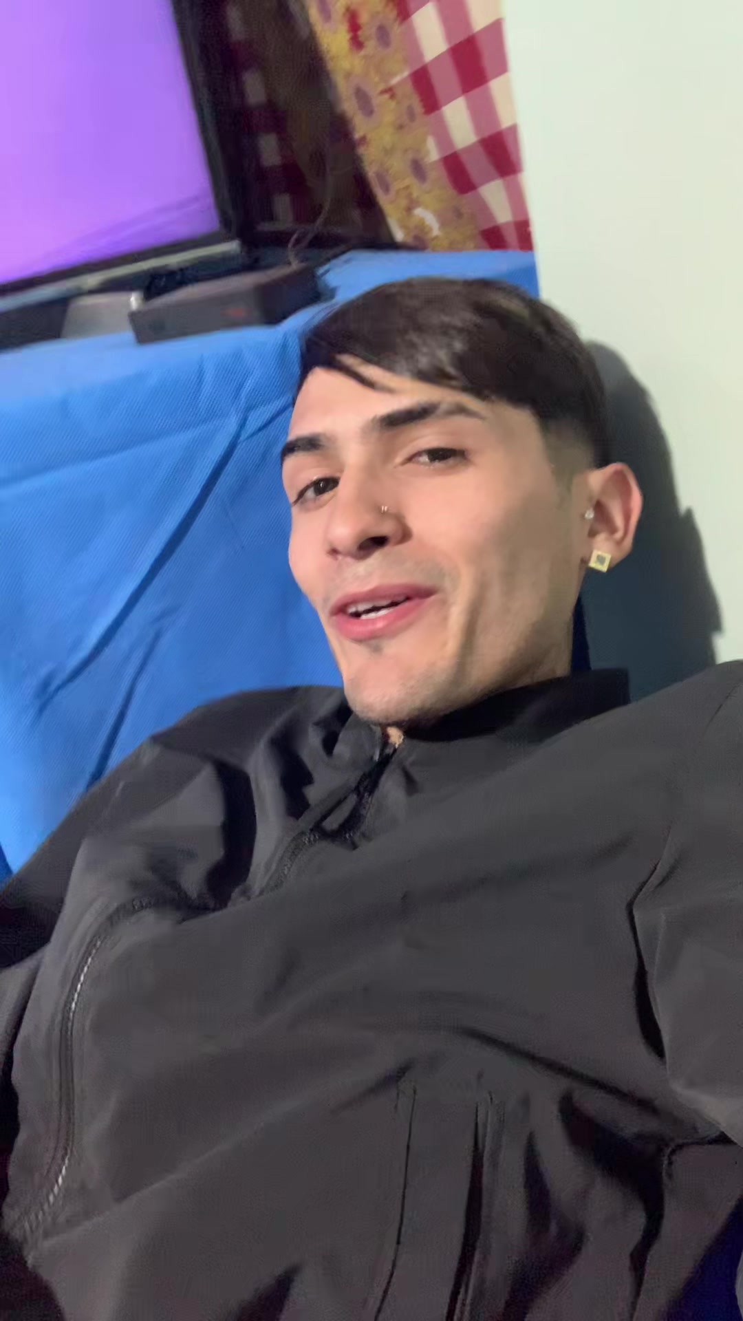 @AxelRobledo