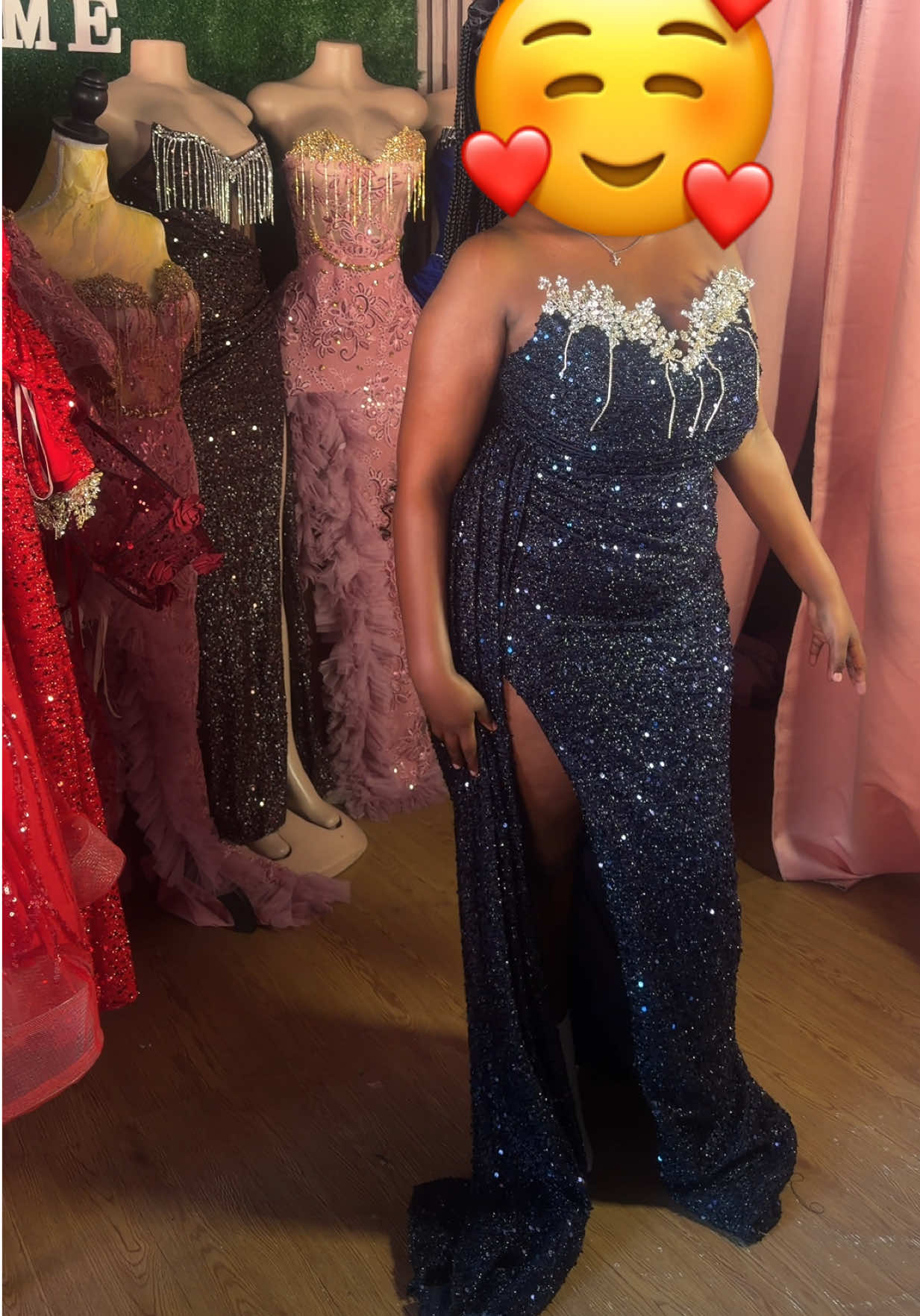 @dresswithme_sm